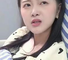 怀孕后，渣老板每天都想拿掉我的崽